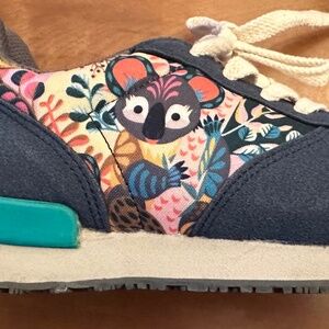 Women’s Inkas Shoes size 8 Brand New